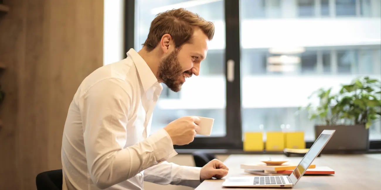 Man engaging in virtual showroom