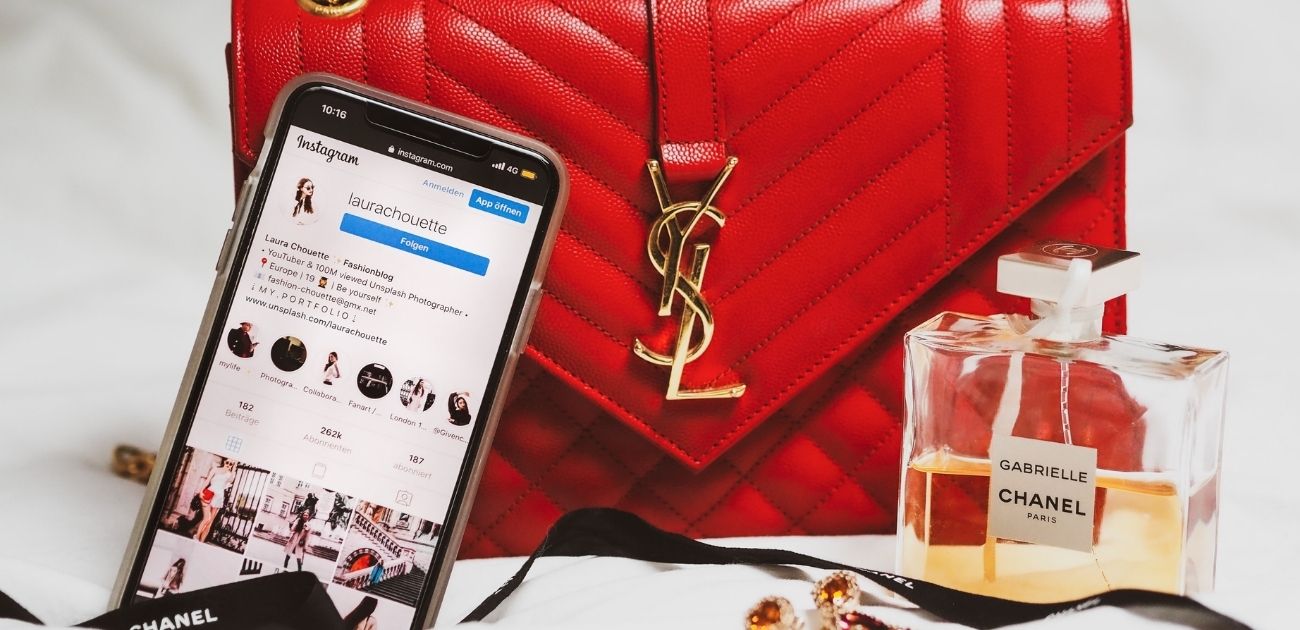 What is Social Commerce? Why Your Business Should Consider it